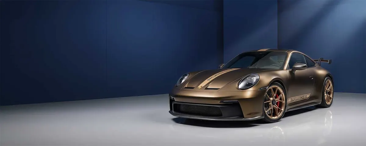 Porsche 911 GT3 y Rolex Datejust: imagen promocional de 1win